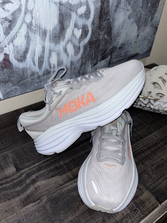Hoka Shoes - HOKA Bondi 8 running WONENS SZ 10
